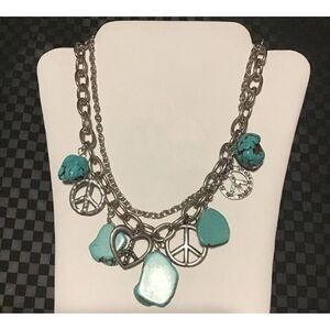 Trendy Silver Chunky Genuine Turquoise Gems & Heart/Peace Charms Necklace